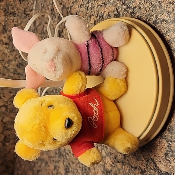 Vintage Winnie & Piglet Lamp - Picture 3 of 13